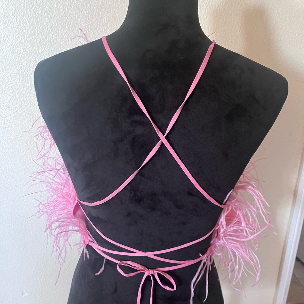 Cult Gaia - Cul
Joey Feather
Feather Top |JOE Top - Picture 5 of 10